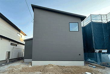 建築中の家 プライベート庭のあるお家