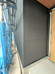 建築中の家、1邸更新しました　～ブラックとグレーが織りなす色気のあるお家